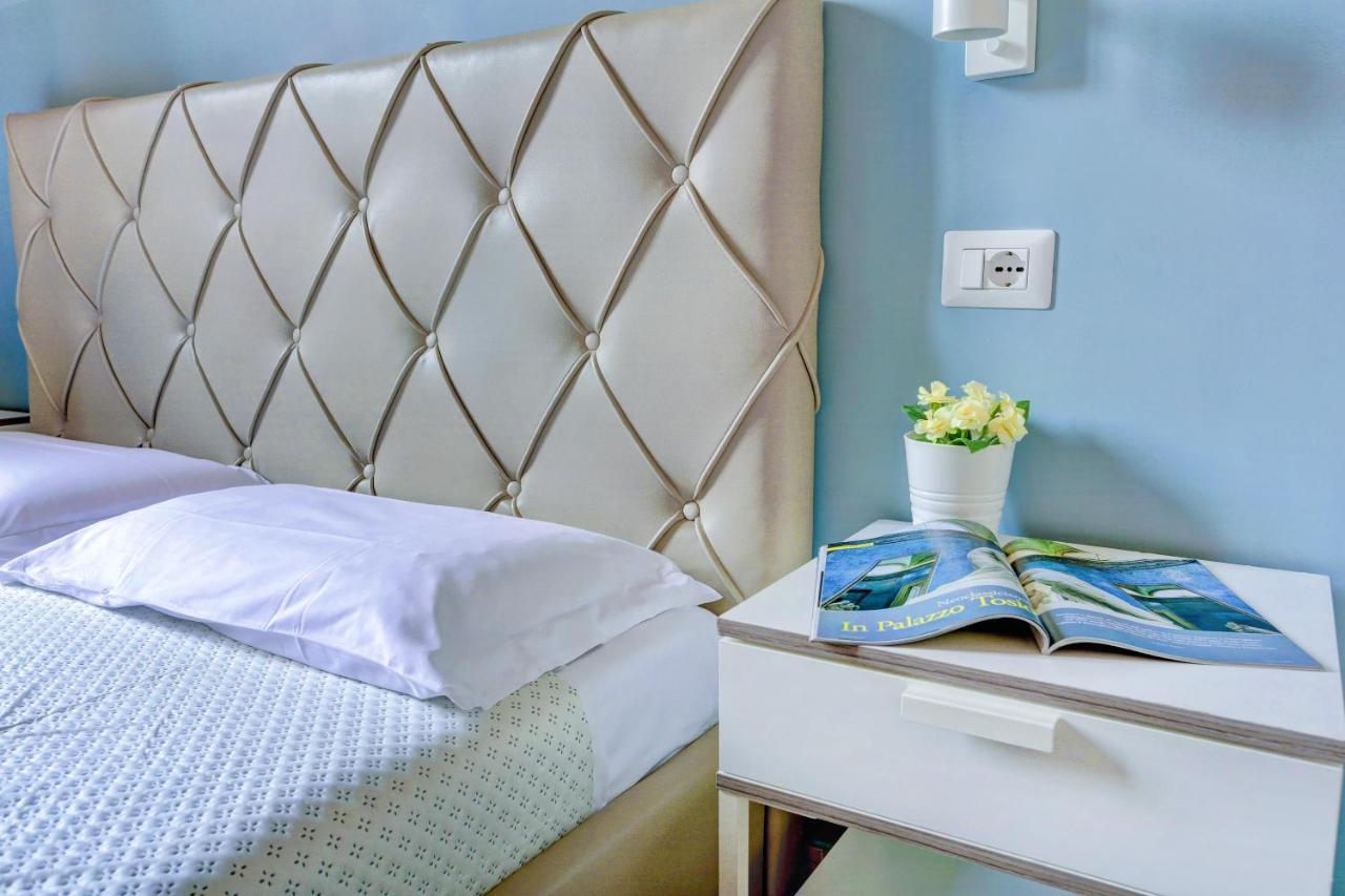 Holiday Sunny Roma B&B Ngoại thất bức ảnh