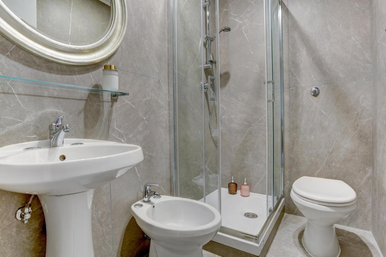 Holiday Sunny Roma B&B Ngoại thất bức ảnh