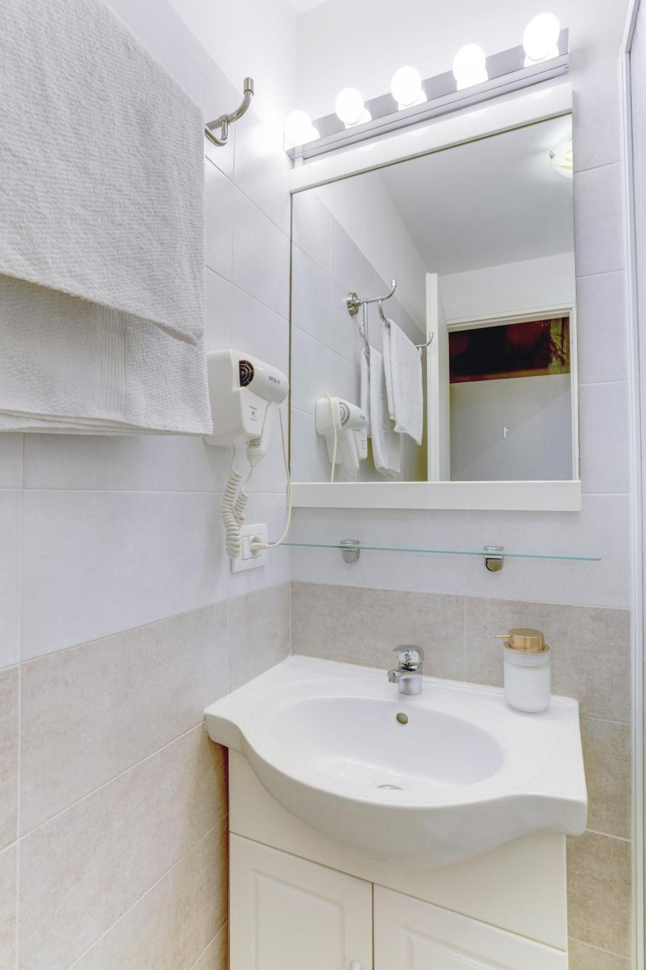 Holiday Sunny Roma B&B Ngoại thất bức ảnh