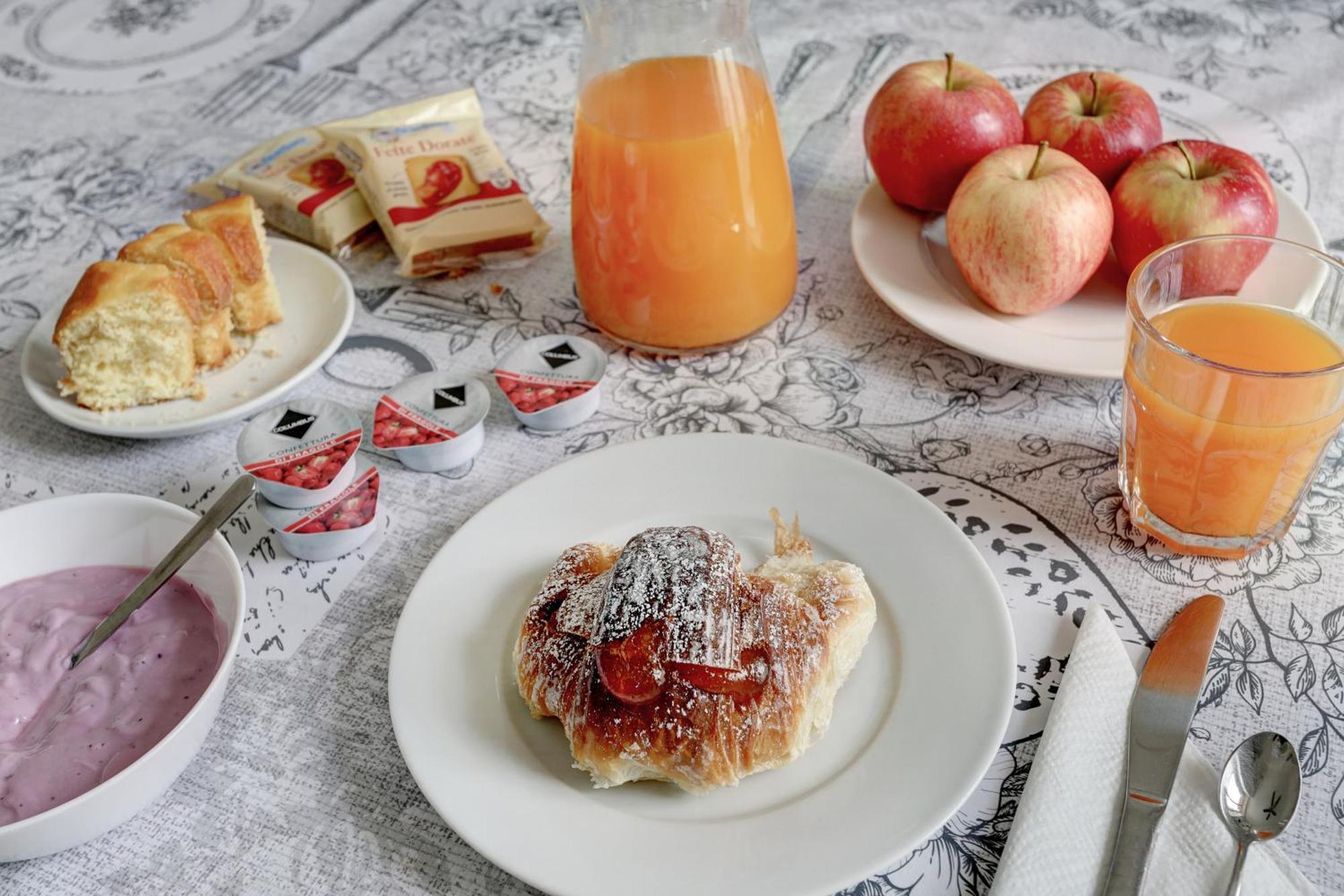 Holiday Sunny Roma B&B Ngoại thất bức ảnh